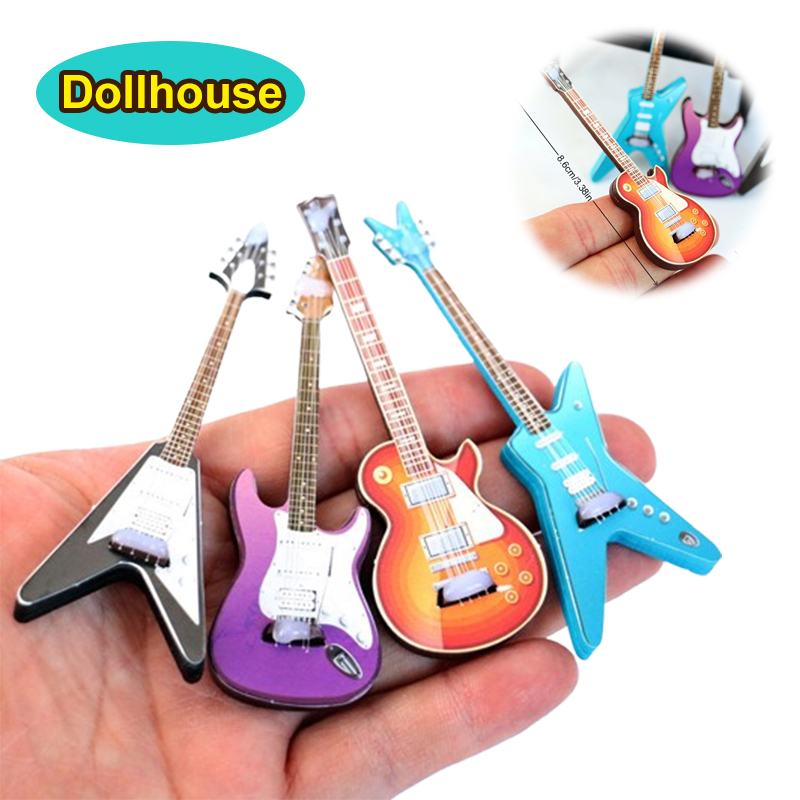 Musical Instrument Of - 1 قطعة 1/12 دمية الغيتار اللعب